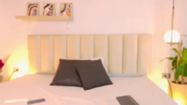 Emely Deluxe online show from 05-09-26, 09:47