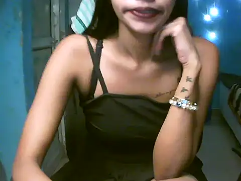 Snapshot of RENUKA_RAJPUT chatting on 03-19-26, 07:18 RENUKA RAJPUT online show from 03-19-26, 07:18