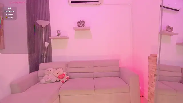 anuskah online show from 12-15-25, 07:40