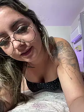 Snapshot of sophiemonroevip chatting on 09-29-25, 11:59 sophiemonroevip online show from 09-29-25, 11:59
