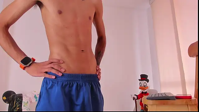 Snapshot of CamiiloRivera chatting on 10-30-25, 04:08 CamiiloRivera online show from 10-30-25, 04:08