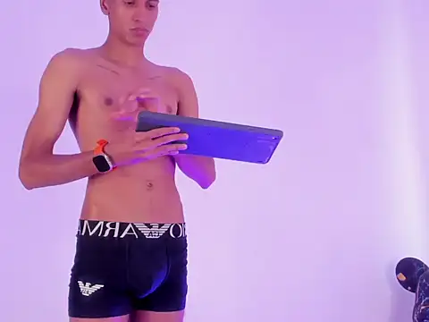 Snapshot of CamiiloRivera chatting on 11-26-25, 01:56 CamiiloRivera online show from 11-26-25, 01:56