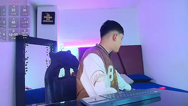 Lucass love online show from 10-01-25, 01:17