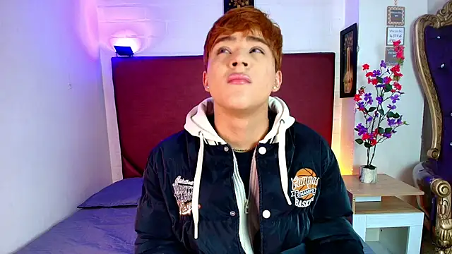 Lucass love online show from 06-07-26, 01:59