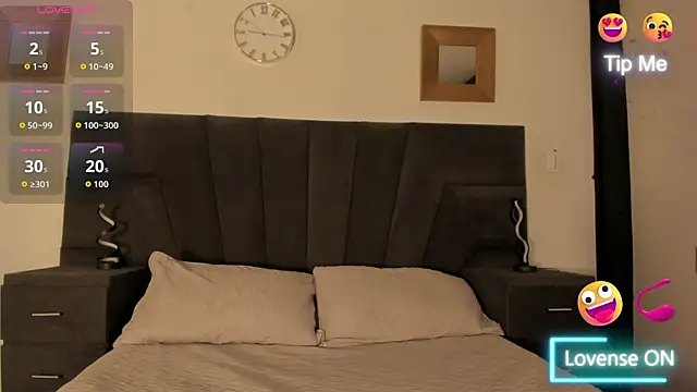 Snapshot of CleoWhite chatting on 09-10-25, 05:18 CleoWhite online show from 09-10-25, 05:18