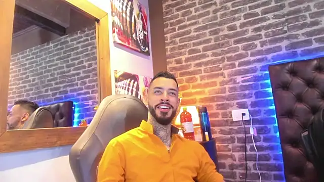 VinzenzRizzo online show from 09-17-25, 04:25