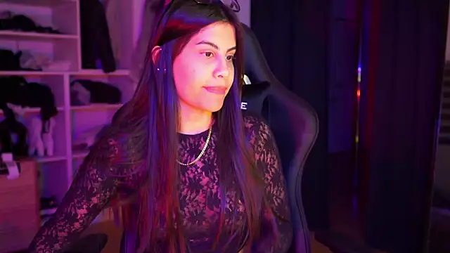 capriciousqueen online show from 10-09-25, 04:43