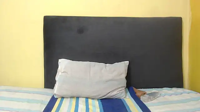 ChubbyBitch26 online show from 05-19-26, 03:35