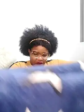 ChubbyBitch26 online show from 07-03-26, 08:48
