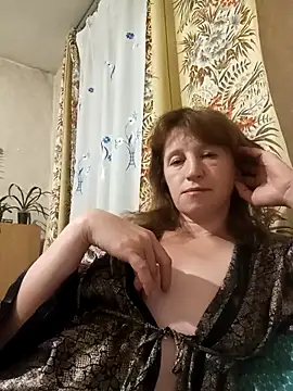 Flower2931 online show from 10-22-25, 07:35