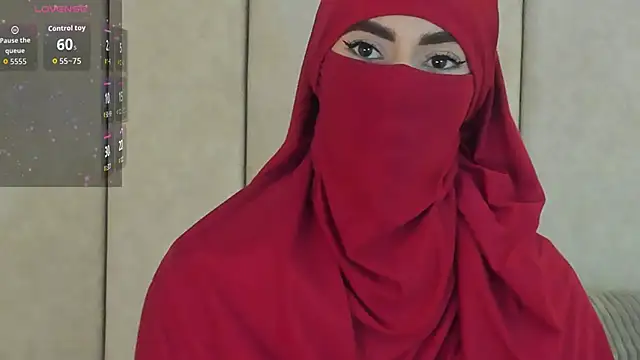  Zahiira  online show from 09-11-25, 11:43