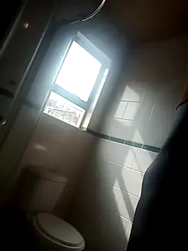 Snapshot of Thasdwn23 chatting on 10-19-25, 06:58 Thasdwn23 online show from 10-19-25, 06:58