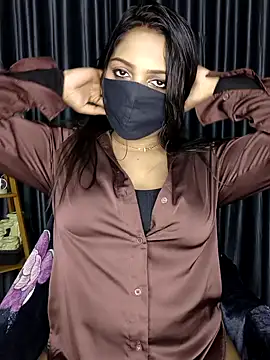 Snapshot of Webrowncouple chatting on 10-06-25, 02:58 Webrowncouple online show from 10-06-25, 02:58