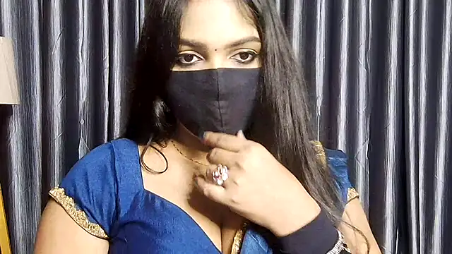 Snapshot of Webrowncouple chatting on 10-10-25, 04:28 Webrowncouple online show from 10-10-25, 04:28