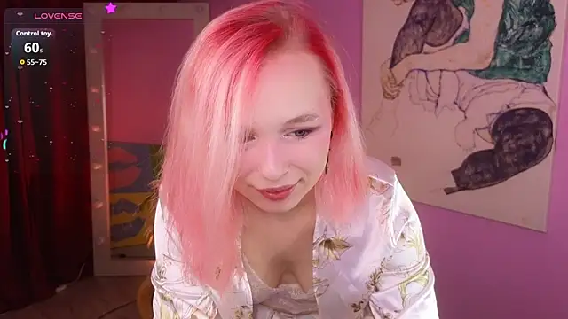 Snapshot of NaomiYoru chatting on 05-09-26, 08:47 NaomiYoru online show from 05-09-26, 08:47