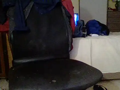 Snapshot of KalendaXL chatting on 09-09-25, 11:37 KalendaXL online show from 09-09-25, 11:37