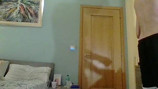 Snapshot of KalendaXL chatting on 10-18-25, 10:49 KalendaXL online show from 10-18-25, 10:49