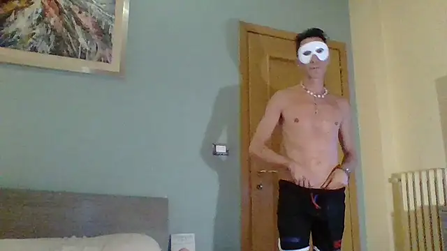 Snapshot of KalendaXL chatting on 10-20-25, 02:06 KalendaXL online show from 10-20-25, 02:06