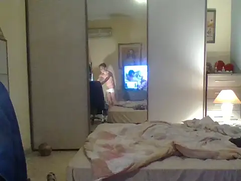 Snapshot of KalendaXL chatting on 11-27-25, 09:28 KalendaXL online show from 11-27-25, 09:28