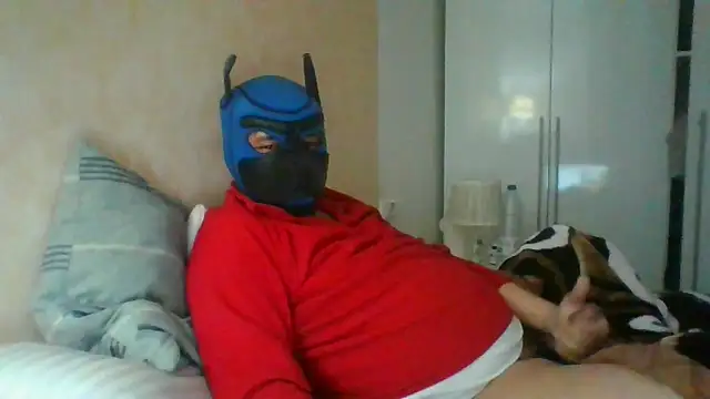 Snapshot of soumicuckold1 chatting on 03-13-26, 12:28 soumicuckold1 online show from 03-13-26, 12:28