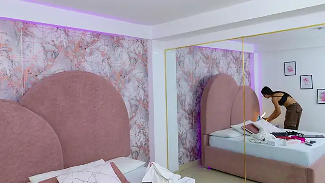 RavenGloomy online show from 09-21-25, 07:48