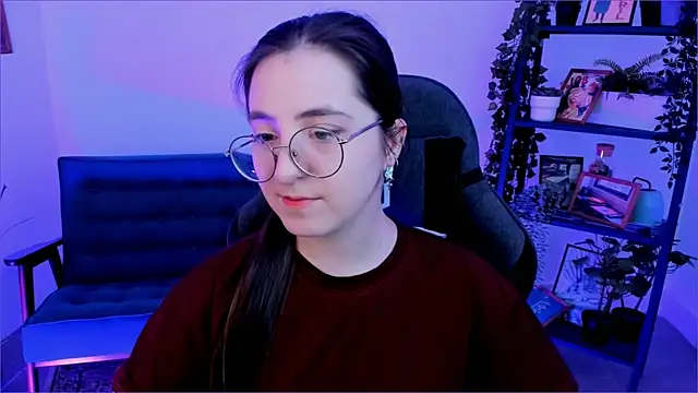 VirtuallVoyant online show from 10-07-25, 03:25