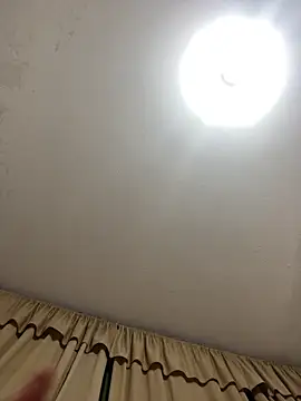 Huitaca  online show from 03-21-26, 04:50