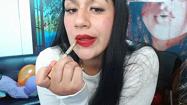 gigi gilt  online show from 03-29-26, 04:40