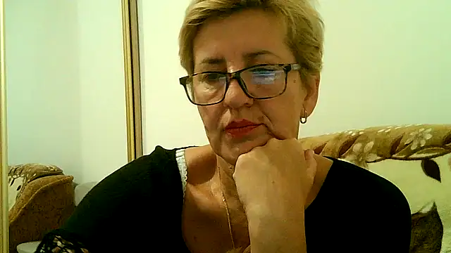 Snapshot of Dana4921 chatting on 09-26-25, 04:55 Dana4921 online show from 09-26-25, 04:55