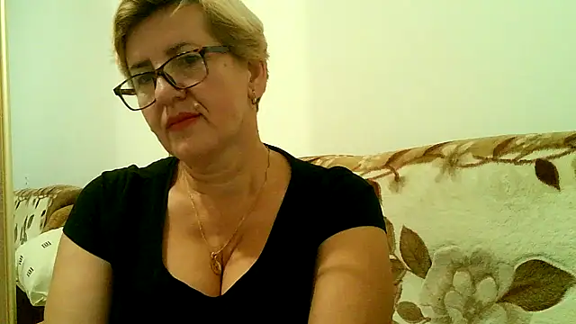 Snapshot of Dana4921 chatting on 10-15-25, 05:02 Dana4921 online show from 10-15-25, 05:02