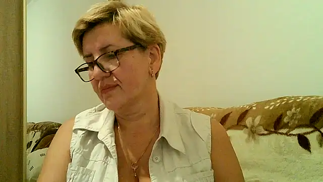 Snapshot of Dana4921 chatting on 11-05-25, 07:47 Dana4921 online show from 11-05-25, 07:47