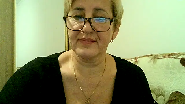 Snapshot of Dana4921 chatting on 11-11-25, 05:57 Dana4921 online show from 11-11-25, 05:57