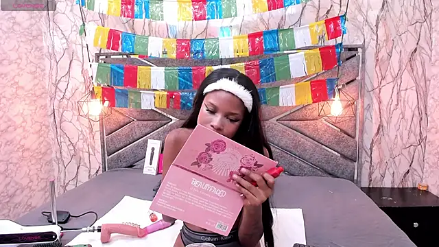 SASHA BROWNIE   online show from 06-21-26, 11:57