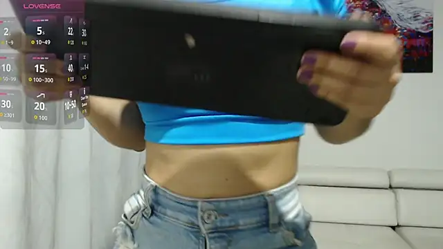 Snapshot of Tinymilf_ chatting on 09-30-25, 04:39 Tinymilf online show from 09-30-25, 04:39