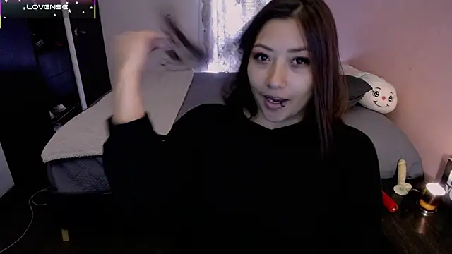 Mia 1120 online show from 06-16-26, 06:32