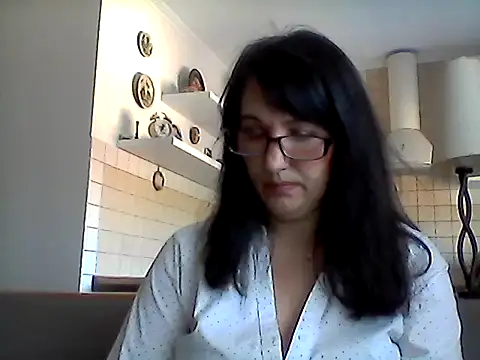 Snapshot of Elena48324 chatting on 05-03-26, 09:04 Elena48324 online show from 05-03-26, 09:04