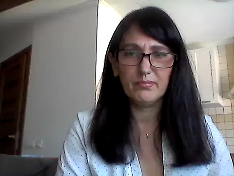 Snapshot of Elena48324 chatting on 05-05-26, 10:01 Elena48324 online show from 05-05-26, 10:01