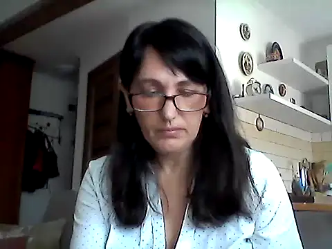 Snapshot of Elena48324 chatting on 05-14-26, 10:22 Elena48324 online show from 05-14-26, 10:22