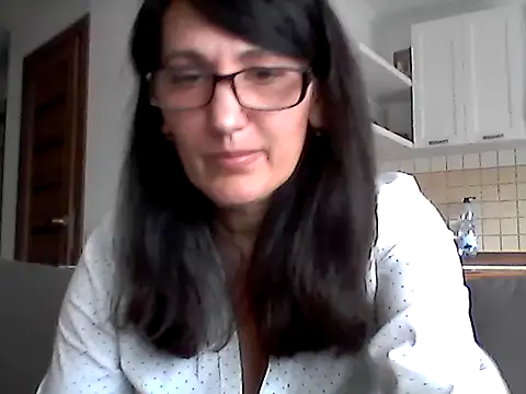 Snapshot of Elena48324 chatting on 05-16-26, 10:36 Elena48324 online show from 05-16-26, 10:36