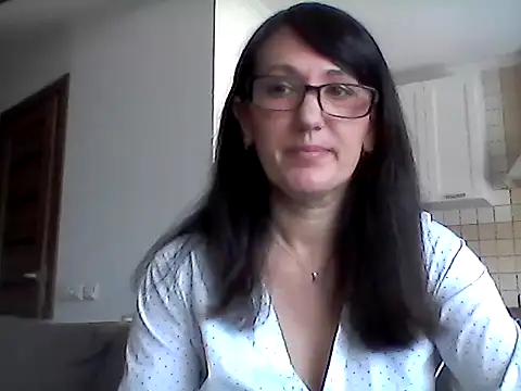 Snapshot of Elena48324 chatting on 06-04-26, 09:26 Elena48324 online show from 06-04-26, 09:26
