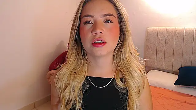 Snapshot of _Tiffany1 chatting on 02-01-26, 06:06 Tiffany1 online show from 02-01-26, 06:06