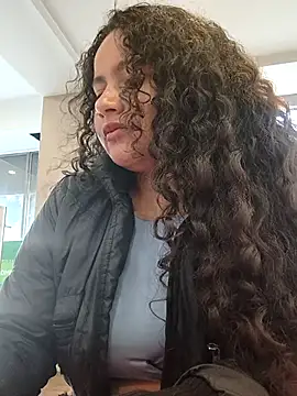 Yaya watson online show from 11-20-25, 07:35