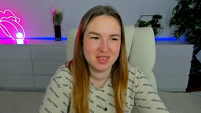 Sofii darling online show from 03-09-26, 05:50