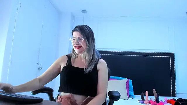 Ariana costa online show from 09-30-25, 01:27