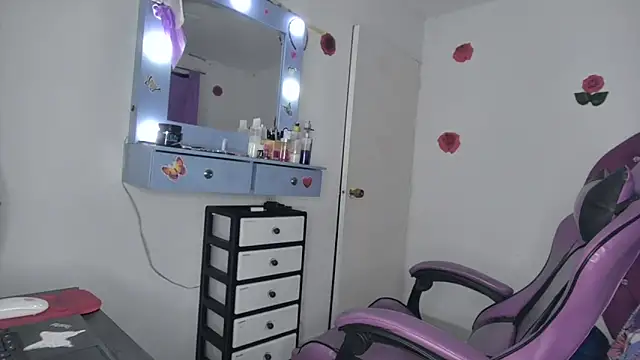 soffy rosses online show from 04-18-26, 04:27