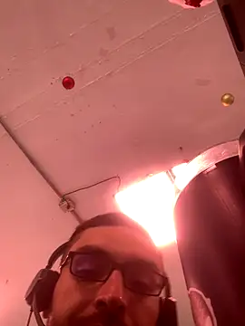 malek xarx  online show from 12-02-25, 02:56