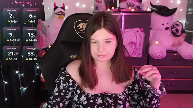 AmyVibess online show from 10-21-25, 08:09