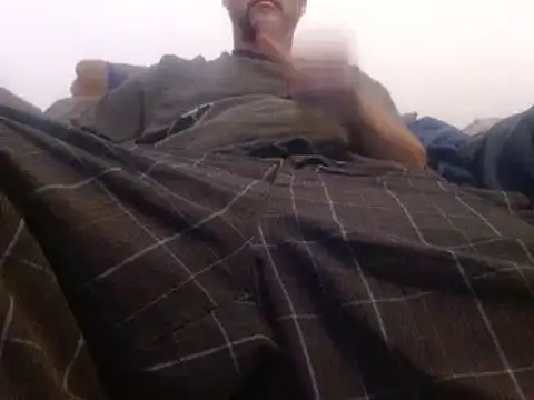 Snapshot of dontrush22 chatting on 09-15-25, 03:23 dontrush22 online show from 09-15-25, 03:23