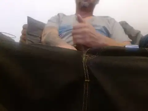 Snapshot of dontrush22 chatting on 11-10-25, 11:59 dontrush22 online show from 11-10-25, 11:59