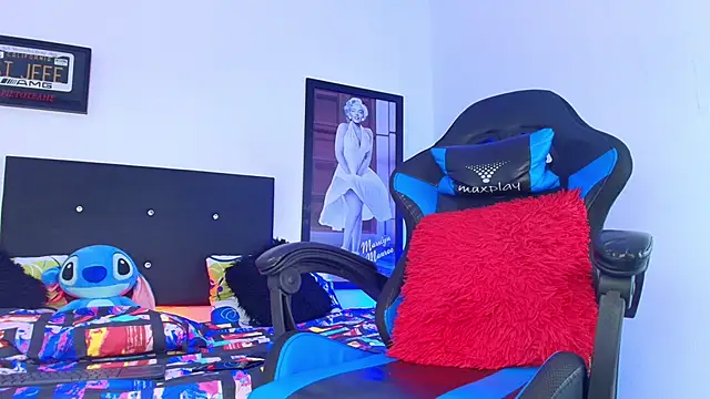 Luke Stone online show from 09-25-25, 02:21